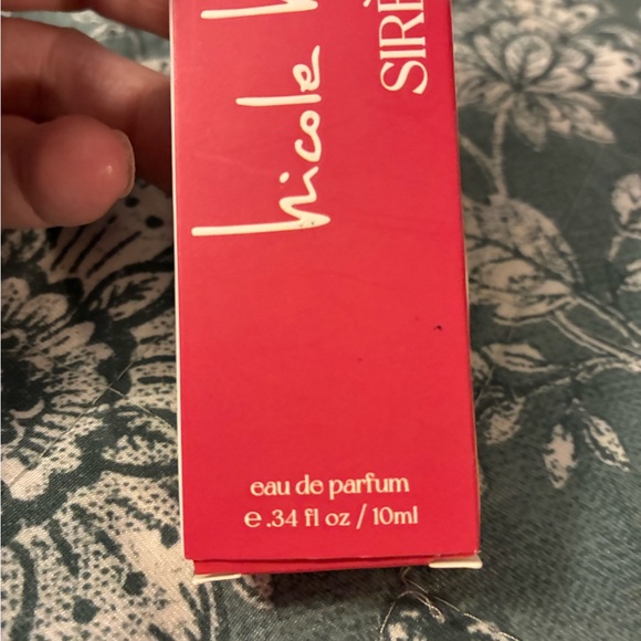 Nicole Miller Sirène Eau de Parfum 10 ML - Picture 3 of 4
